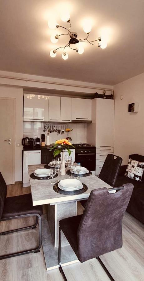 Apartament Comfort Primaverii Rîşnov Exteriér fotografie