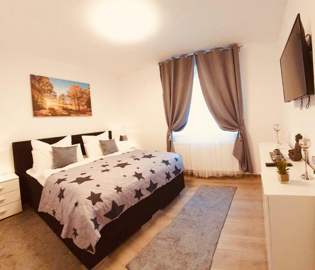 Apartament Comfort Primaverii Rîşnov Exteriér fotografie